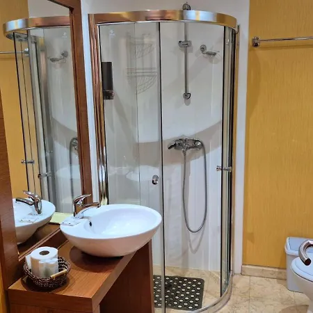 Oasis With Balcony And Underground Parking Available In Iglika, Golden Sands 公寓