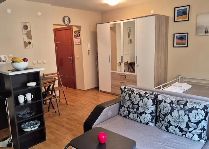 Apartman Oasis With Balcony And Underground Parking Available In Iglika, Golden Sands